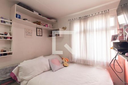 Quarto 2 de apartamento para alugar com 2 quartos, 46m² em Cic, Curitiba