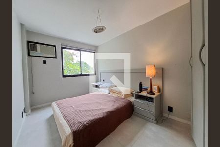 Quarto 1 de apartamento para alugar com 2 quartos, 64m² em Flamengo, Rio de Janeiro