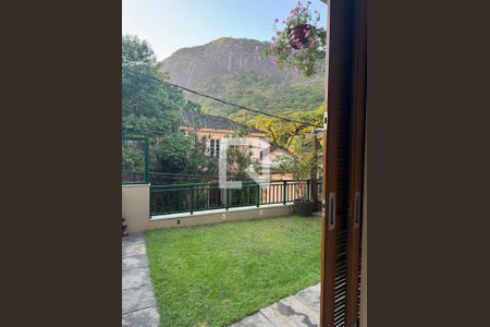 Casa à venda com 3 quartos, 254m² em Cosme Velho, Rio de Janeiro