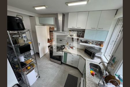 Casa à venda com 3 quartos, 254m² em Cosme Velho, Rio de Janeiro