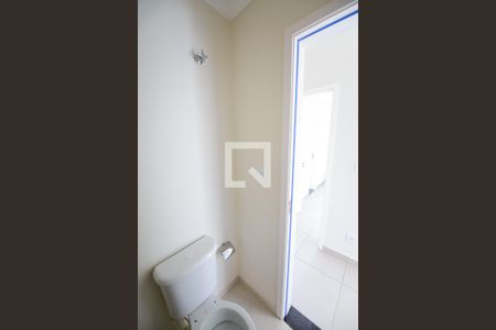 Lavabo de apartamento para alugar com 2 quartos, 69m² em Parque Santo Antonio, Taubaté