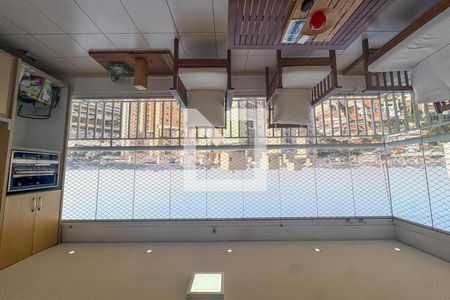 Vista da Sala de apartamento para alugar com 3 quartos, 107m² em Vila Lusitania, São Bernardo do Campo