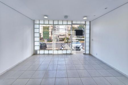 Sala de Estar de casa para alugar com 5 quartos, 500m² em Cambuí, Campinas