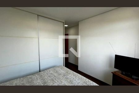 Quarto de apartamento à venda com 4 quartos, 176m² em Esplanada, Belo Horizonte