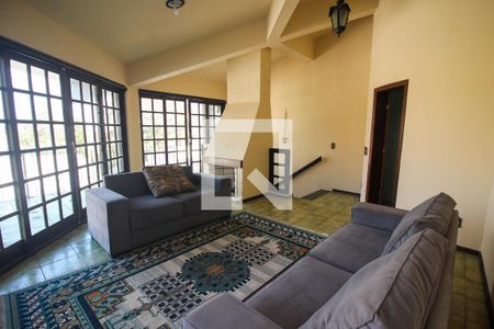 Sala 2 de casa para alugar com 4 quartos, 292m² em Cavalhada, Porto Alegre