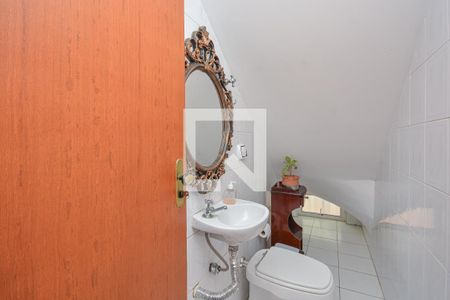 Lavabo de casa para alugar com 3 quartos, 120m² em Vila Marari, São Paulo