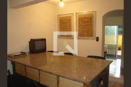 Casa à venda com 3 quartos, 152m² em Cidade dos Bandeirantes, São Paulo