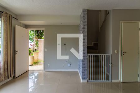 Sala de casa de condomínio para alugar com 3 quartos, 84m² em Bairro Jardim Nossa Senhora das Graças, Cotia