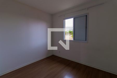 Quarto 1 de casa de condomínio para alugar com 3 quartos, 84m² em Bairro Jardim Nossa Senhora das Graças, Cotia