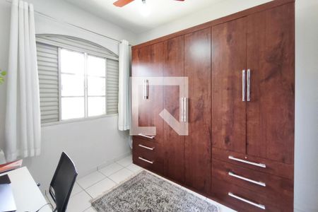 Quarto 1 de casa à venda com 4 quartos, 180m² em Jardim Garcia, Campinas