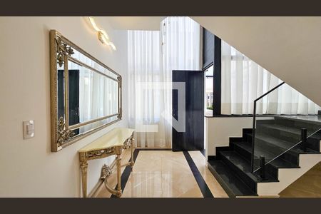 Sala de casa de condomínio para alugar com 4 quartos, 460m² em Jardim Prudência, São Paulo