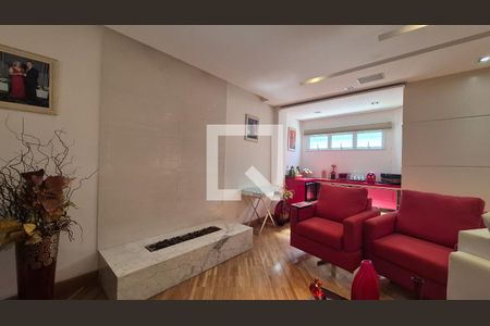 Sala de casa de condomínio à venda com 3 quartos, 470m² em Vila Gilda, Santo André