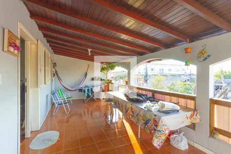 Varanda de casa para alugar com 5 quartos, 102m² em Mathias Velho, Canoas
