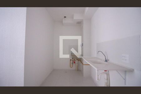 Sala/Cozinha de apartamento para alugar com 2 quartos, 32m² em Quinta da Paineira, São Paulo