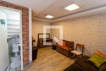 Sala de casa de condomínio para alugar com 3 quartos, 80m² em Ipanema, Porto Alegre