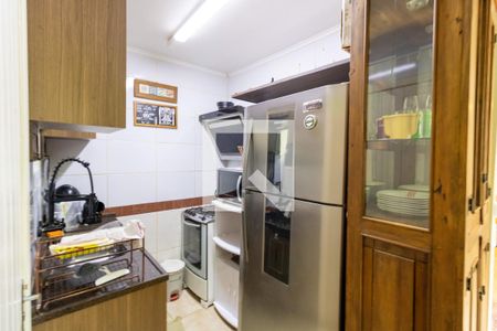 Cozinha de casa de condomínio para alugar com 3 quartos, 80m² em Ipanema, Porto Alegre