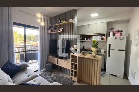Sala de apartamento à venda com 2 quartos, 61m² em Fazenda Santa Cândida, Campinas