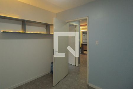 Quarto 1 de apartamento para alugar com 2 quartos, 70m² em Vila Jardim, Porto Alegre