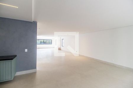 Sala de casa à venda com 4 quartos, 557m² em Residencial Quatro (Alphaville), Santana de Parnaíba