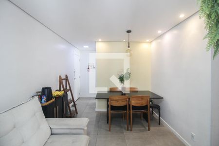 Sala de apartamento para alugar com 3 quartos, 60m² em Vila Catia, Nova Iguaçu