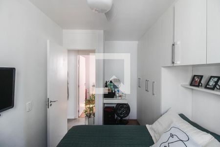 Quarto 1 de apartamento para alugar com 3 quartos, 60m² em Vila Catia, Nova Iguaçu