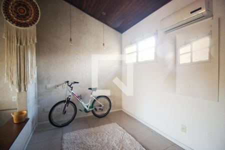 Hall de casa de condomínio à venda com 3 quartos, 142m² em Medianeira, Porto Alegre