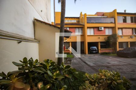 Vista da Sala de casa de condomínio à venda com 3 quartos, 142m² em Medianeira, Porto Alegre