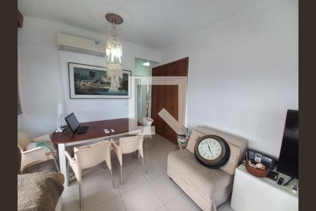Sala de apartamento para alugar com 1 quarto, 70m² em Ilha Porchat, São Vicente