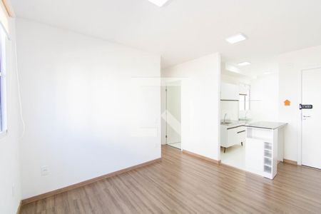 Sala de apartamento à venda com 2 quartos, 42m² em Olaria, Canoas