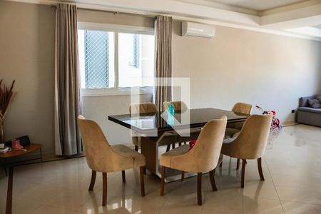 Sala de casa de condomínio para alugar com 5 quartos, 390m² em Jardim Sao Paulo Ii, Cotia