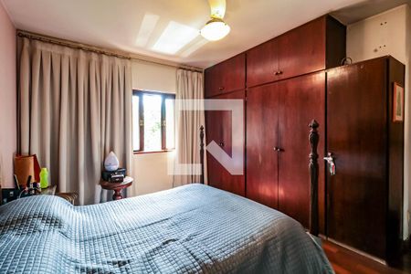 Quarto de casa à venda com 3 quartos, 300m² em Rolinópolis, São Paulo