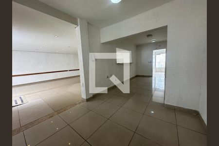 Sala de casa à venda com 3 quartos, 134m² em Centro, Barueri
