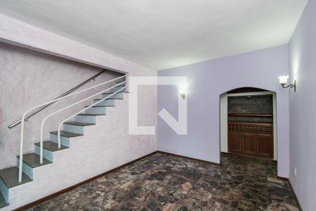 Sala de casa para alugar com 2 quartos, 210m² em Vila da Penha, Rio de Janeiro