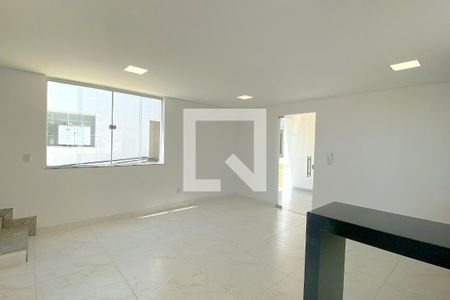 Sala de casa de condomínio à venda com 3 quartos, 83m² em Trevo, Belo Horizonte