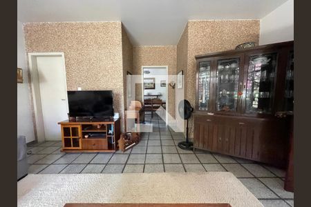 Sala de casa à venda com 4 quartos, 244m² em Instituto de Previdencia, São Paulo