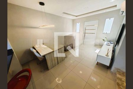 Casa à venda com 2 quartos, 103m² em Jardim Carioca, Rio de Janeiro