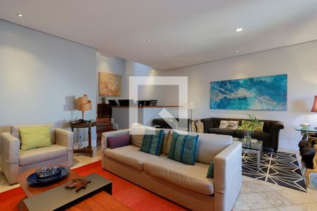 Sala 1 de casa para alugar com 4 quartos, 360m² em Vila Pauliceia, São Paulo