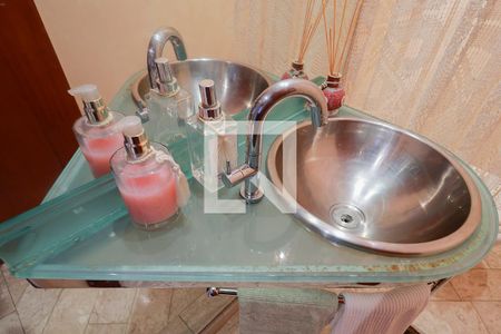 Lavabo de casa para alugar com 4 quartos, 360m² em Vila Pauliceia, São Paulo