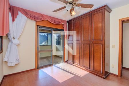 Suíte de apartamento para alugar com 2 quartos, 126m² em Moinhos de Vento, Porto Alegre