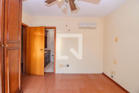 Suíte de apartamento para alugar com 2 quartos, 126m² em Moinhos de Vento, Porto Alegre