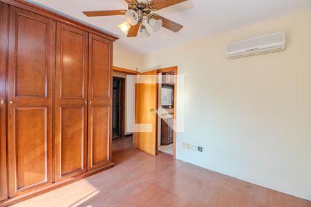 Suíte de apartamento para alugar com 2 quartos, 126m² em Moinhos de Vento, Porto Alegre