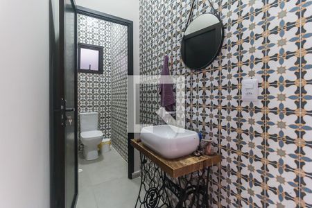 Lavabo de casa de condomínio para alugar com 4 quartos, 345m² em Jardim Sao Pedro, Mogi das Cruzes