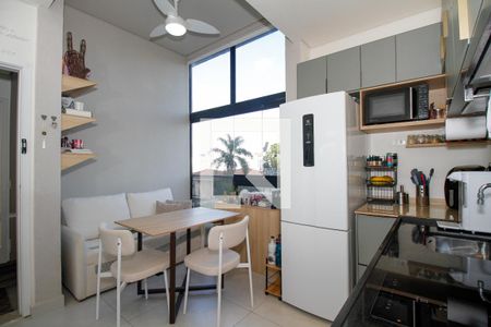 Sala/Cozinha de apartamento à venda com 1 quarto, 30m² em Pinheiros, São Paulo