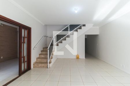 Sala 1 de casa para alugar com 4 quartos, 290m² em Vila Oliveira, Mogi das Cruzes