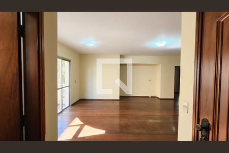 Sala de apartamento para alugar com 4 quartos, 300m² em Centro, Jundiaí