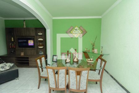 Sala de casa à venda com 4 quartos, 394m² em Novo Riacho, Contagem