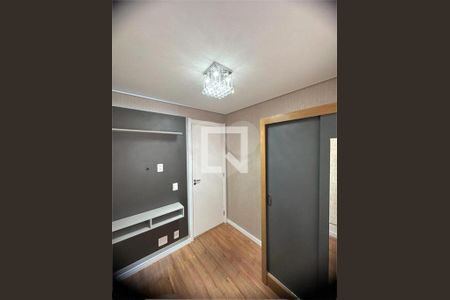 Apartamento à venda com 2 quartos, 32m² em Parque Fongaro, São Paulo