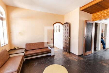 Sala de casa para alugar com 4 quartos, 249m² em Vila Curuçá, Santo André