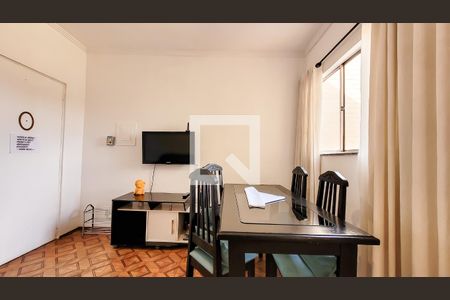 Sala de apartamento à venda com 2 quartos, 60m² em Taquaral, Campinas