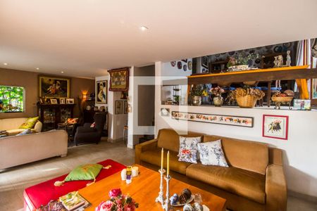 Sala de casa de condomínio à venda com 4 quartos, 320m² em Residencial Tres (alphaville), Santana de Parnaíba